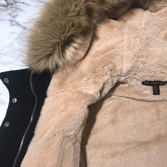 BLACK AND TAN JACKET WITH FUR HOOD - Picture 6 of 7